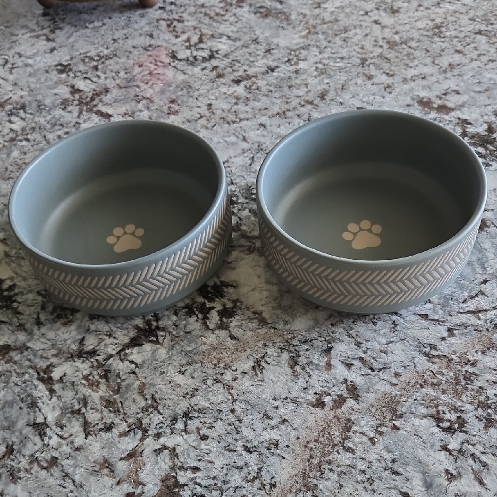 Gray Pet Bowl Set